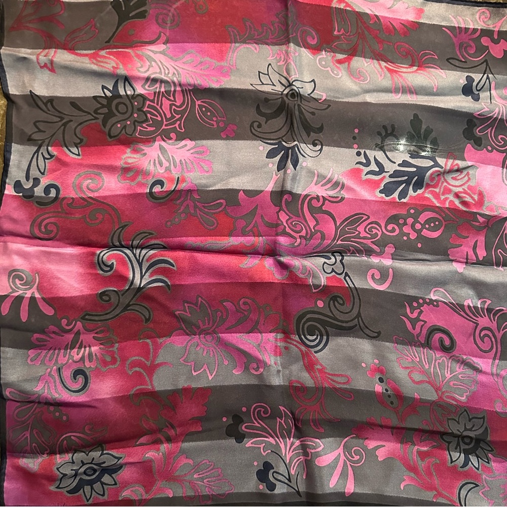Anna Klein scarf  100% silk